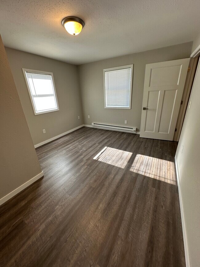 301 Buena Vista St unit 4, Alta, IA 51002 - photo 5