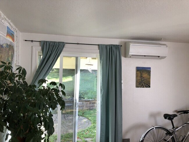 2435 Jefferson St, Eugene, OR 97405 - photo 6