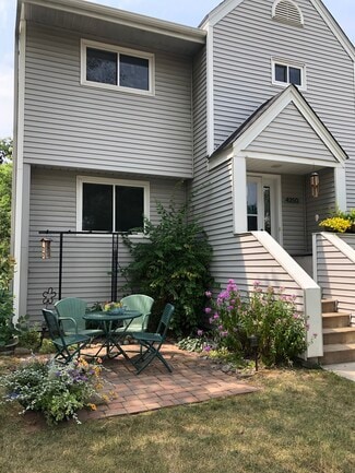 4250 Wentworth Ave, Minneapolis, MN 55409