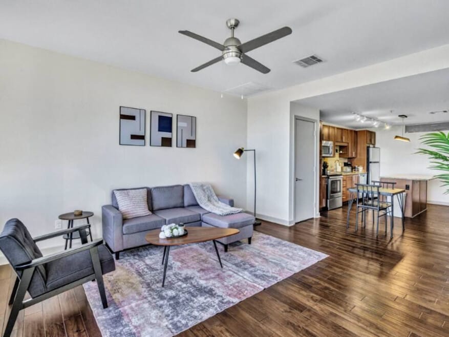 1555 Elm St unit ID1335756P, Dallas, TX 75201 - photo 1