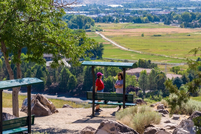 Windy Hill is an excellent vista point in Bartley Ranch for catching up with a friend.