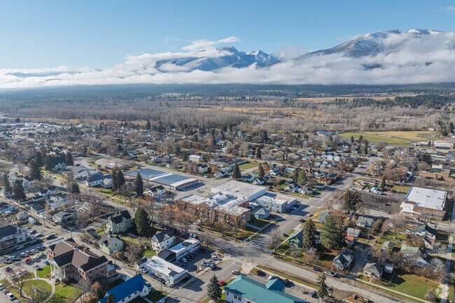 Hamilton Middle School anchors student life with its central location in Hamilton.