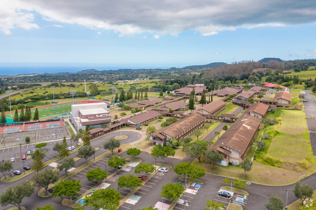 King Kekaulike High School serves over one thousand students in grades 9th through 12th.