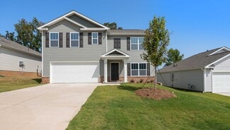 863 Wolverine Ln, Woodruff, SC 29388