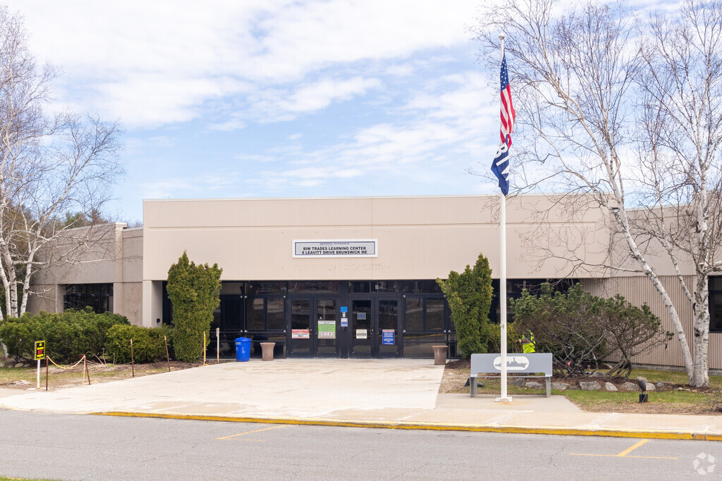 Harpswell Coastal Academy Divisions 2 and 3 have been consolidated onto the Harpswell Campus.