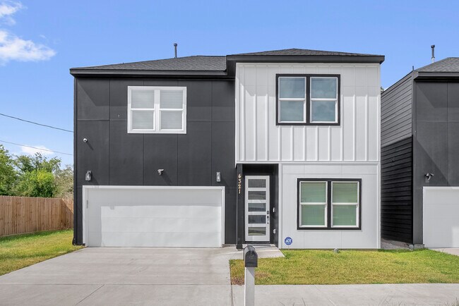 4321 Mckinley St, Houston, TX 77051 - photo 2