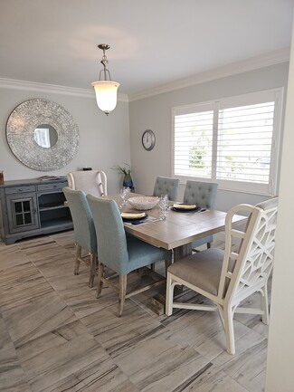 1930 Gulf Shore Blvd N Unit D-102, Naples, FL 34102