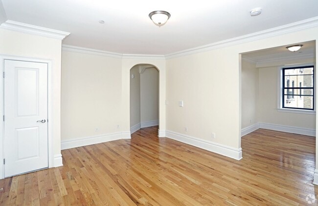 Ponciana Apartments: Contemporary Comfort and Affordable Luxury in North Bergen!, North Bergen, NJ 07047 - photo 3