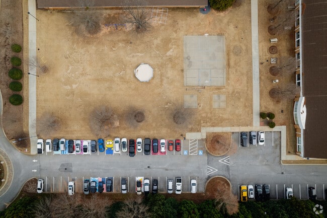 Parking and basketball courts at Spartanburg Day School