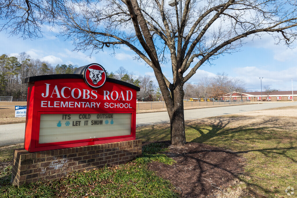 A view of the entrance to Jacobs Road Elementary School.