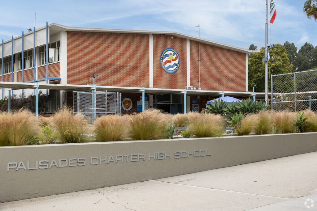 Palisades Charter High, Rankings & Reviews