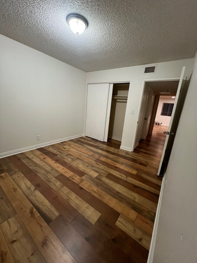 1447 E Windsor Rd, Glendale, CA 91205 - photo 5