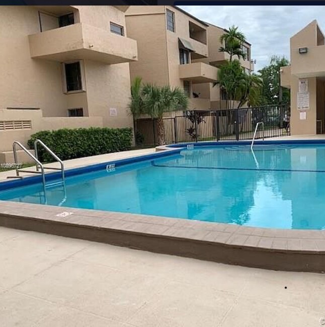 10400 SW 108th Ave Unit A206, Miami, FL 33176