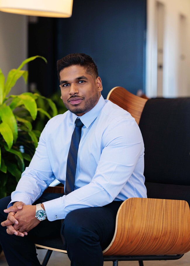 Agent Photo
