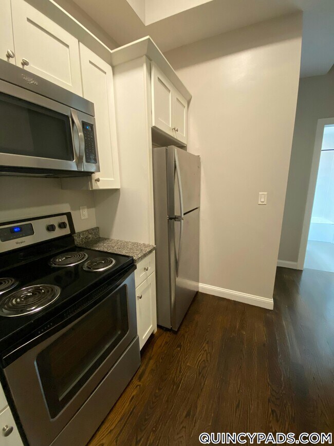 10 Merrymount Rd unit 306, Quincy, MA 02169 - photo 4