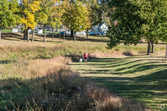 Slatterly Park offers peaceful green spaces, perfect for walks and outdoor relaxation.