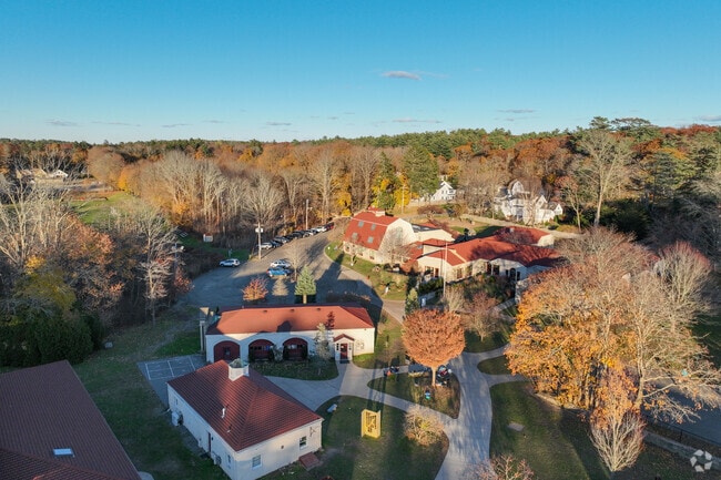 Glen Urquhart School is an independent, coeducational day school for students in Beverly.