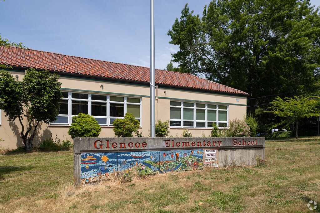 Glencoe Elementary School, Rankings & Reviews