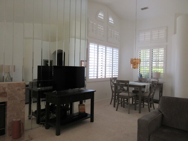 100 Brandigo Cir unit No, Palm Desert, CA 92211 - photo 7