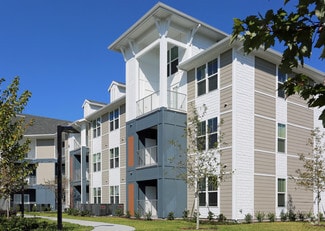 7261 Crossroads Garden Dr, Orlando, FL 32821