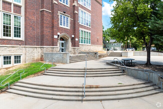 This is the main entry for Irving Middle School.