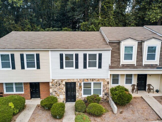 Westbury Place, Carrollton, GA 30117 - photo 2