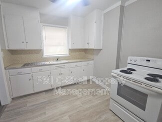 217 Willow St, Pensacola, FL 32506