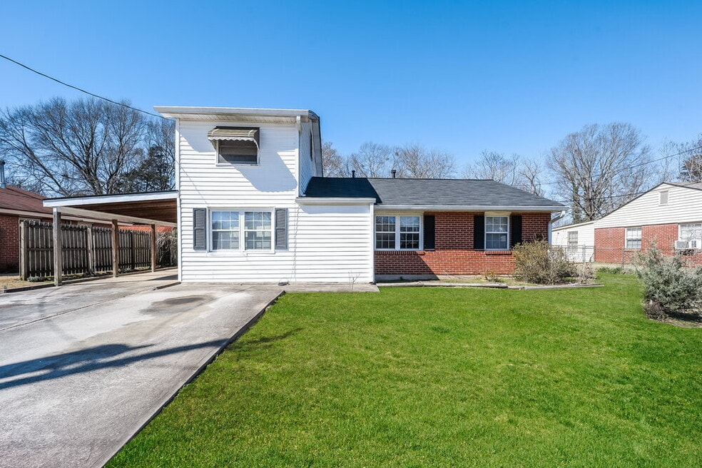 5299 Sharon St, Forest Park, GA 30297 - photo 1