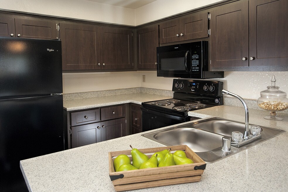 Delta Pointe Apartments, Sacramento, CA 95833 - photo 1