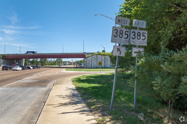 Ramps to 385 are right in the Hickory Hill neighborhood.