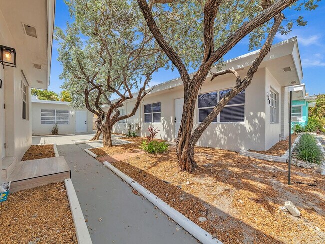 318 Walnut St unit ID1239367P, Hollywood, FL 33019 - photo 4