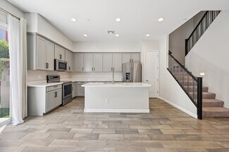 3025 N 37th Way, Phoenix, AZ 85018