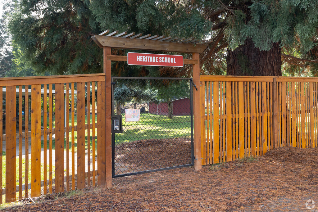 Heritage School is a private school serving grades 1-8 on Heritage St SE in Salem.