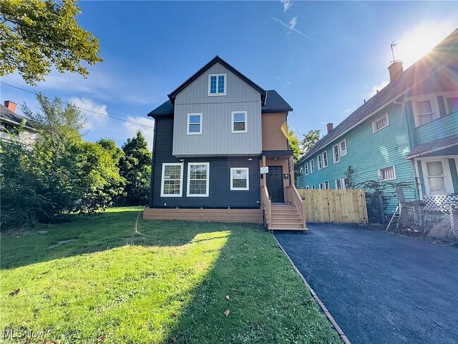 2483 E 89th St unit 101, Cleveland, OH 44104 - photo 3