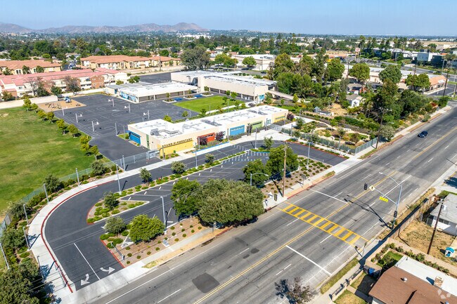 The Adams Elementary School offers a sprawling campus when viewed from above.