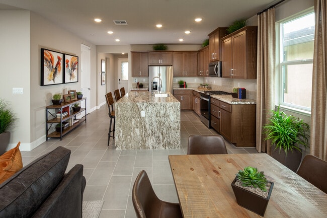 11512 Tenorio Way, Rancho Cordova, CA 95742 - photo 2