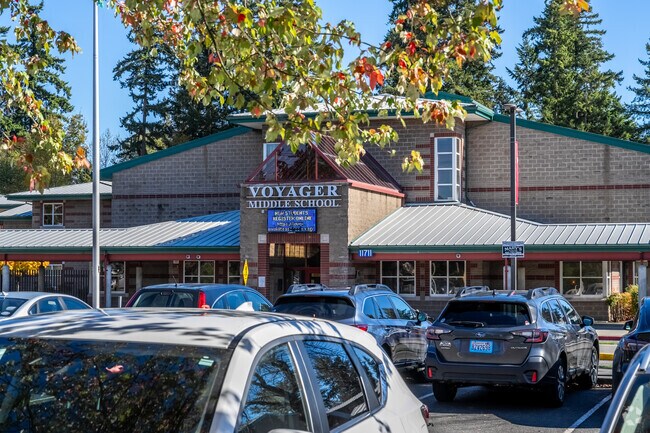 Voyager Middle School provides excellent education and sports programs.