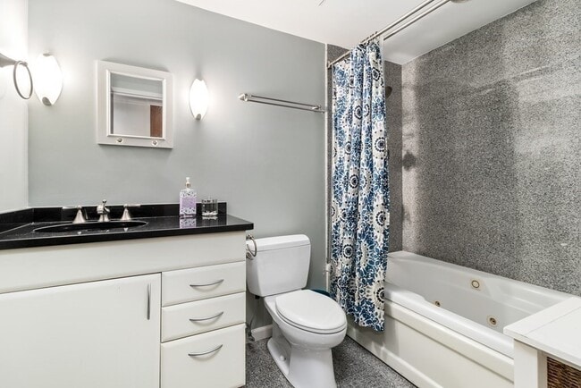 42 Beach St unit 3D, Boston, MA 02111 - photo 7