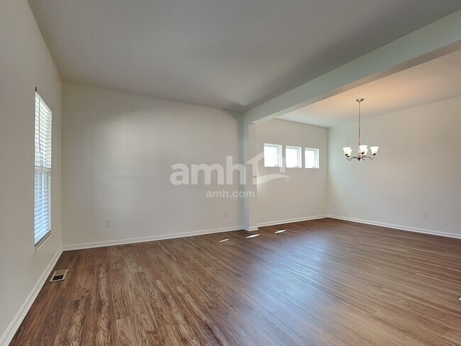 1067 Carrington Place, Maineville, OH 45039 - photo 6