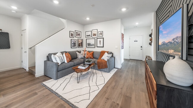 541 Violet Oak Ct unit 36208438, Reno, NV 89506 - photo 6