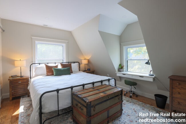 44 Winslow Rd, Brookline, MA 02446 - photo 5