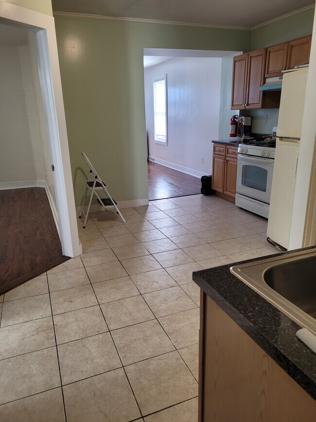 Kitchen area