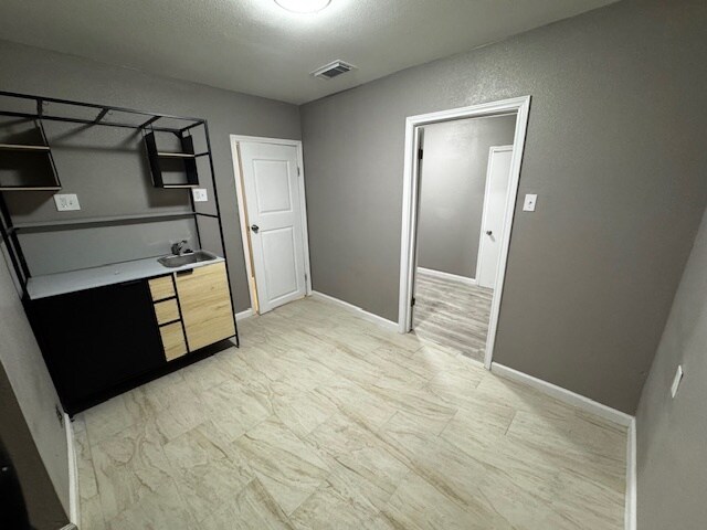 Kitchen Table Space