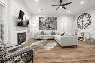 304 Coachlight Dr Unit ID1221882P, Bentonville, AR 72712