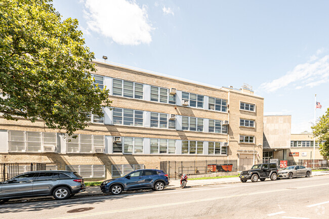 Van Siclen Community Middle School prepared students for college in East New York.