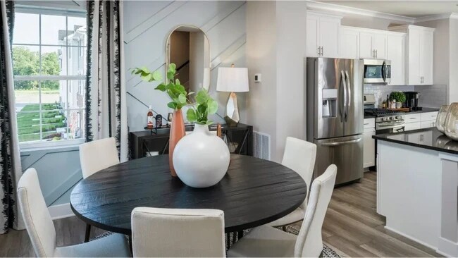 1806 Parham Way, Baltimore, MD 21244 - photo 7