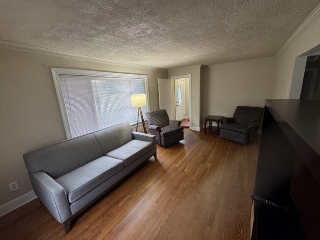 5215 Huntington Ave, Newport News, VA 23607 - photo 6