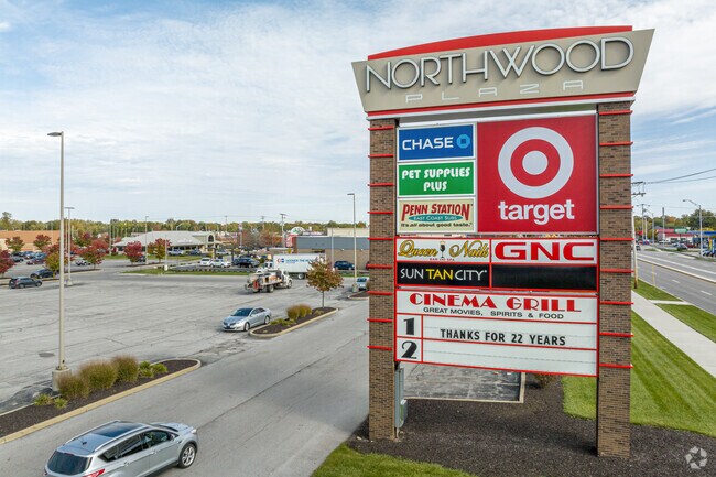 The Northwood Plaza is a shopping center near Oakhurst with a variety of stores and restaurants.