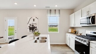 11327 N Greenthread Dr, Monrovia, IN 46157