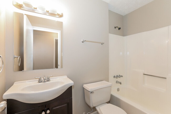 570 Lakeridge Cir SE, Conyers, GA 30094 - photo 7